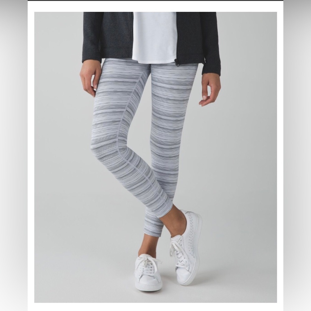 117. Lululemon High Times Pant *25”